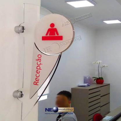 Placa personalizada em acrilico e inox