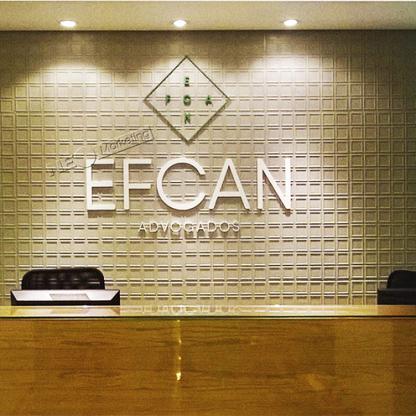 FOTO 9 -  Letras e Logotipo em PVC pintados