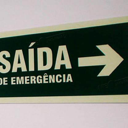 FOTO 19 - Placa Fotoluminescente de Emergência