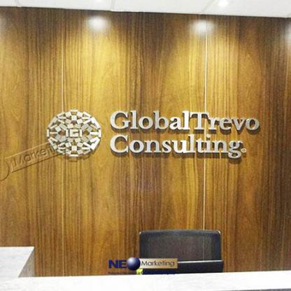 Logotipo em Aço inox Recepção