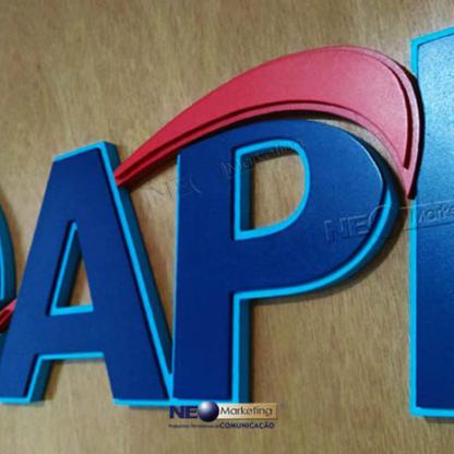 Logotipo Personalizado em MDF