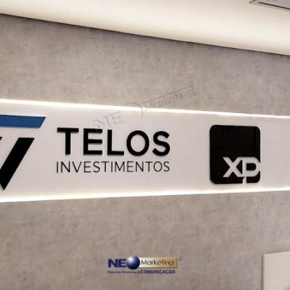 Letreiro em Acrílico Preto para Recepção